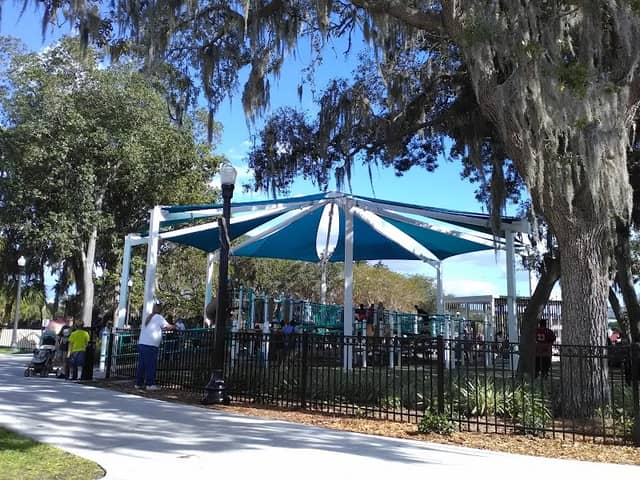 Sims Park - Image 1