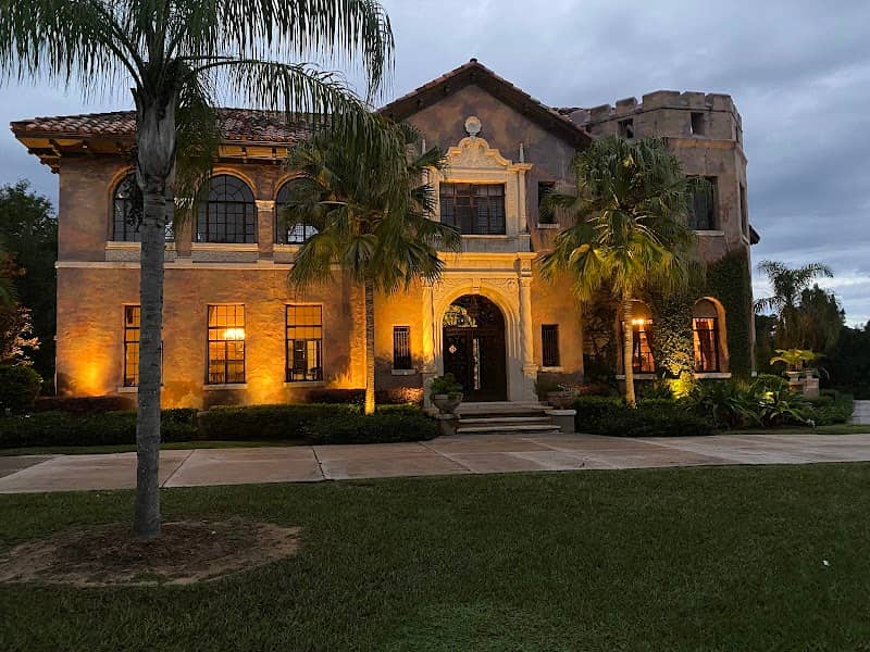 The Howey Mansion - Image 2
