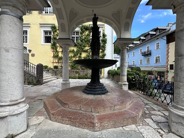 Pilgerbrunnen St. Wolfgang - Image 1