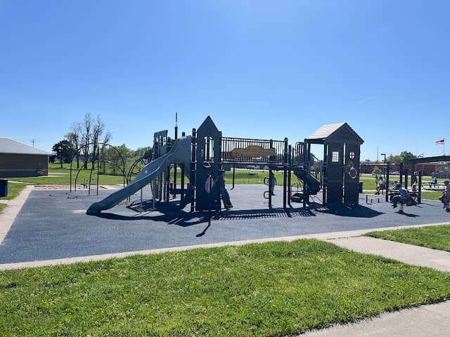 Boswell Park - Image 1
