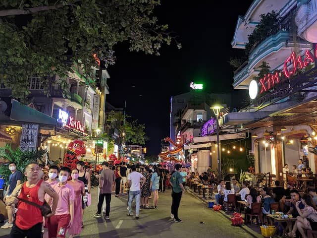 Phố Tây Huế - Image 2