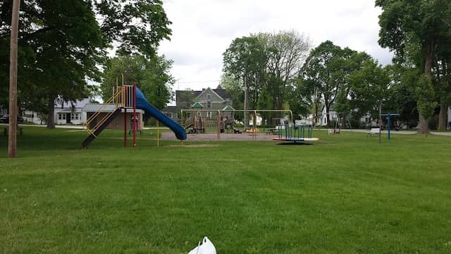 Curtis Park - Image 1