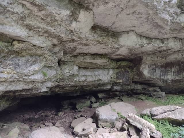 Dutton Cave Co Park - Image 1