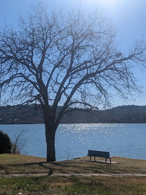 Lakeside Park - Image 2