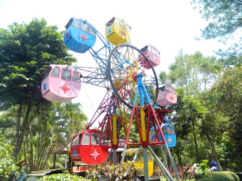 Wahana Bianglala - Image 1