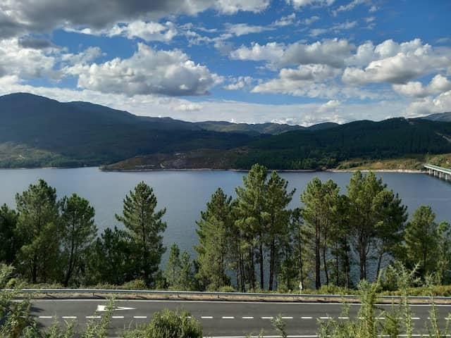 Lindoso reservoir viewpoint - Image 1
