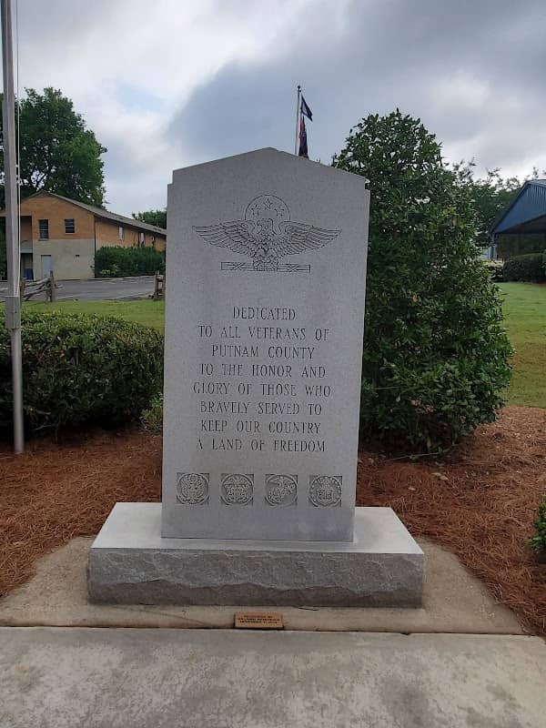 Veterans Wall of Honor Park - Image 1