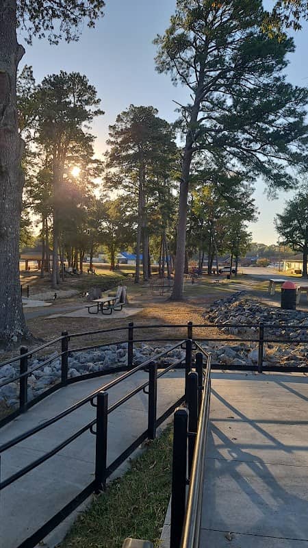 Malvern City Park - Image 2
