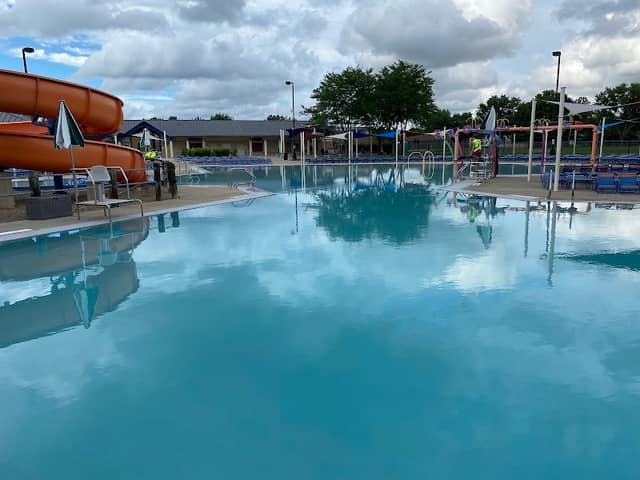 Big Splash - Image 1