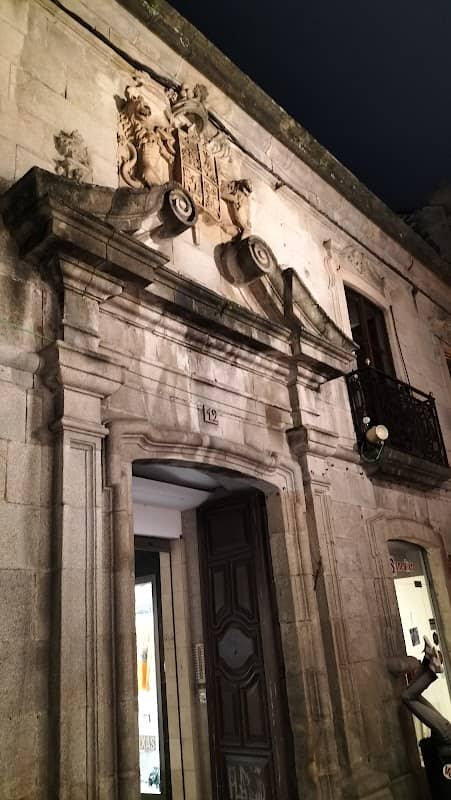 Lions' House Viveiro - Image 1