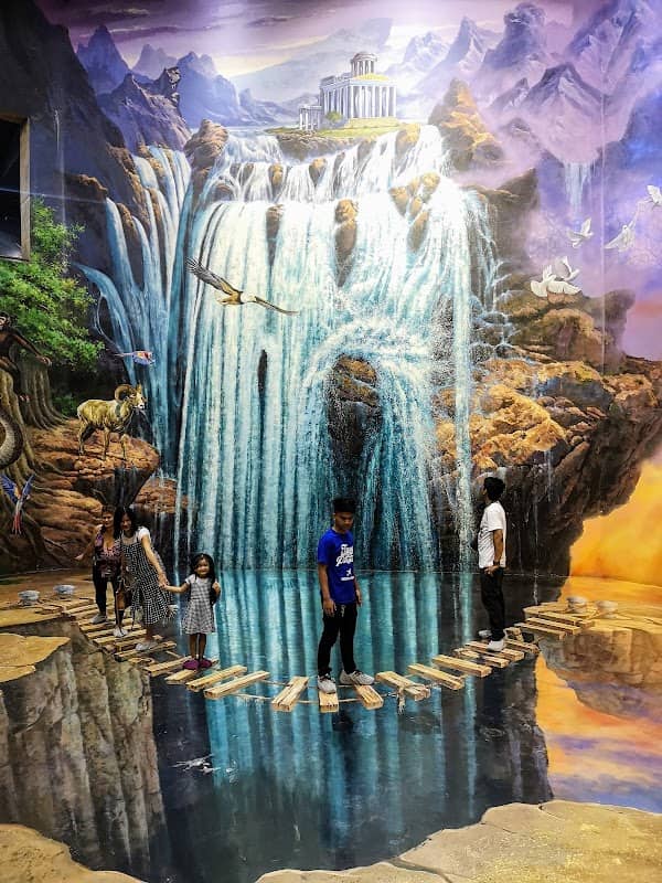 Art In Island - Image 2