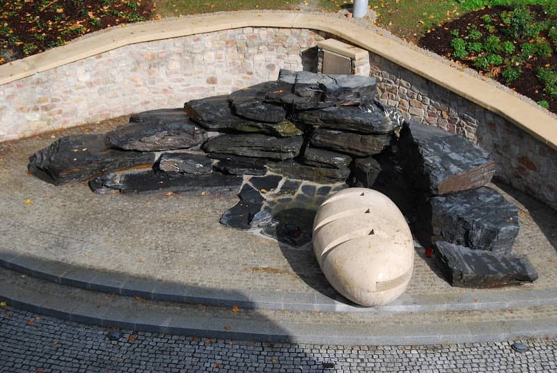 Skulptur Mikrophone - Image 1