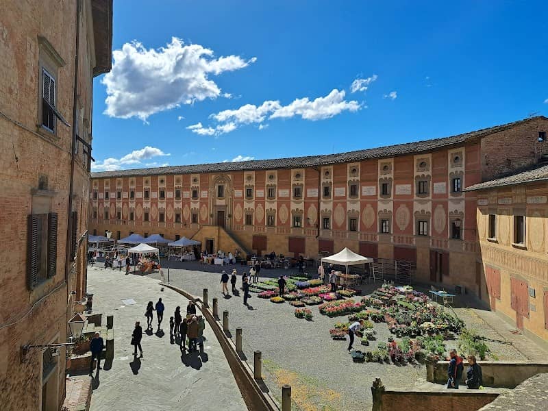 Piazza della Repubblica - Image 1