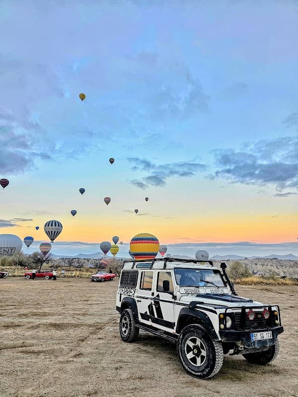 Voyager Balloon Takeoff - Image 3
