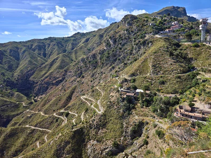 Panoramic Viewpoint - Image 2