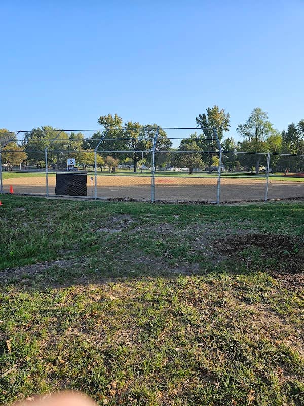 O'Fallon Community Park Walking Trail - Image 2