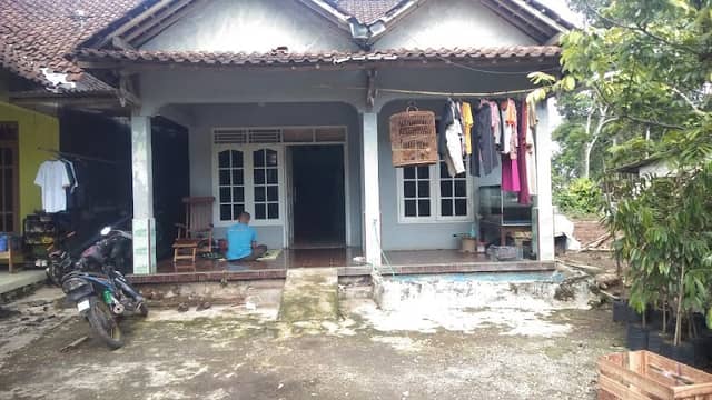 Alwi Banser - Image 1
