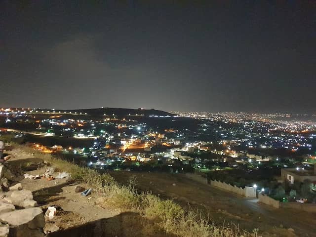 Al Urdon Street from Mubis - Image 1