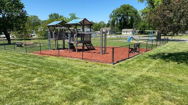 Broadway Park - Image 2