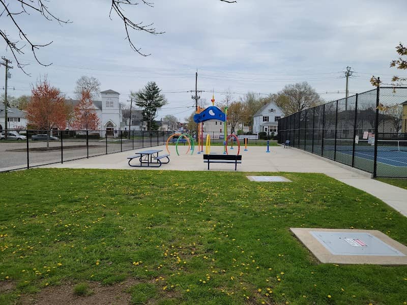 Carver Park - Image 1