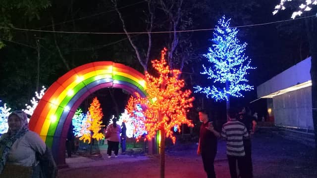 Jurug Park - Image 1