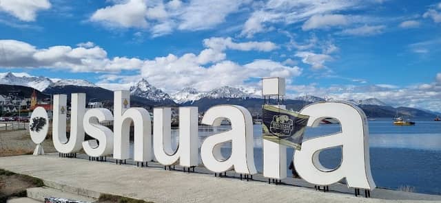 Cartel Ushuaia - Image 1