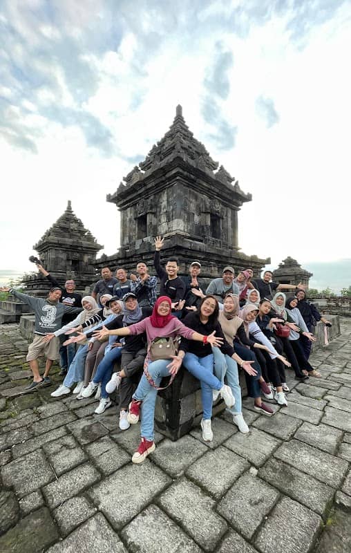 Jip Wisata Prambanan - Image 3