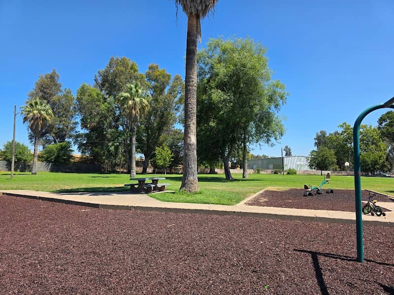 Market Square - Image 1