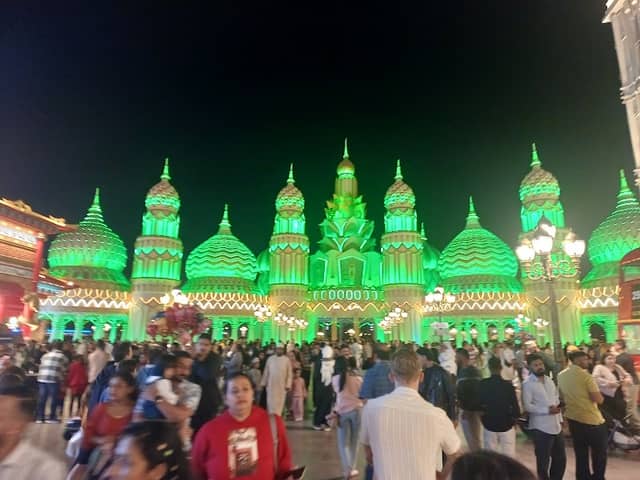 Italy Global village - Image 2