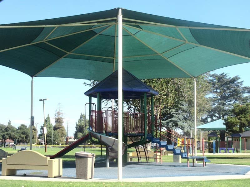 Lambert Park - Image 1
