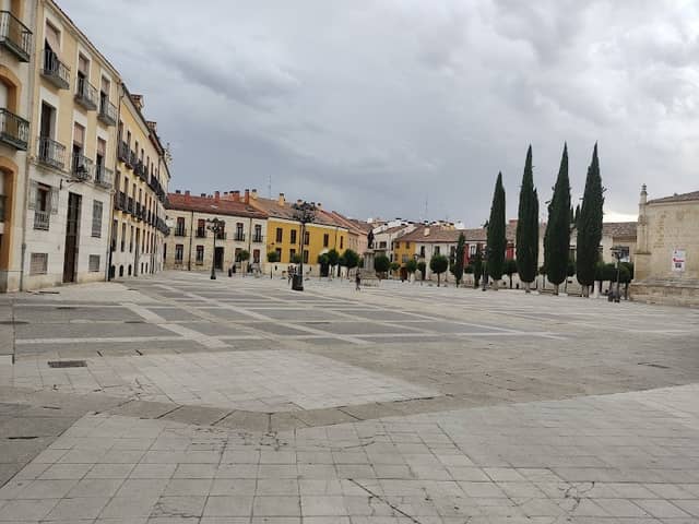 Km 0. Camino Lebaniego Castellano - Image 2