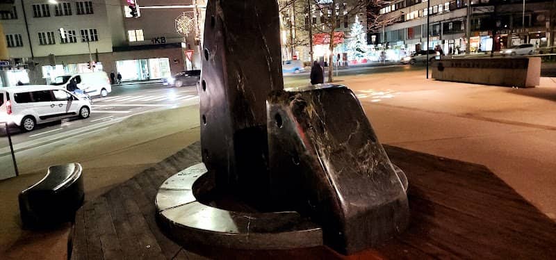 Union Fountain - Image 2