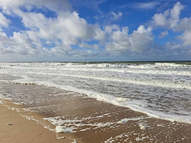 Domburg Beach View - Image 1