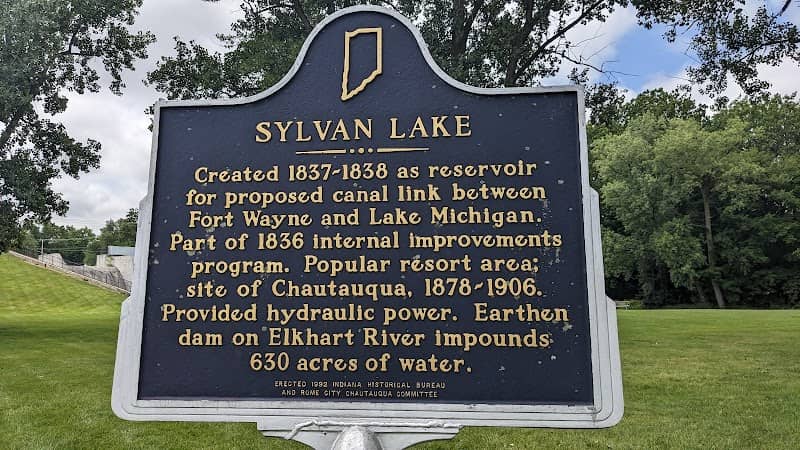 Sycamore Park - Image 2