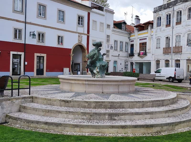 Praça da República's sculpture - Image 1