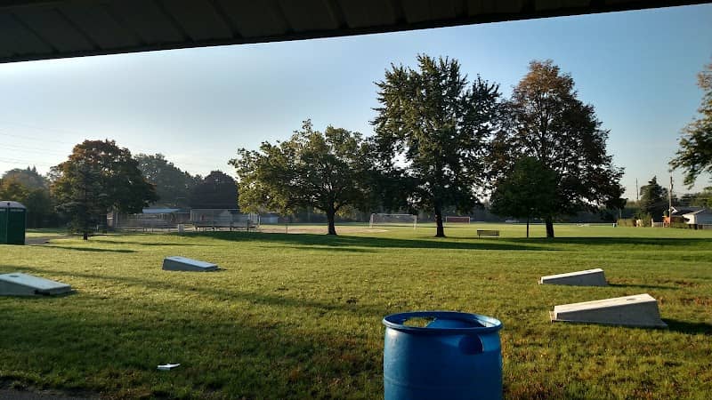 Gladstone Park - Image 1