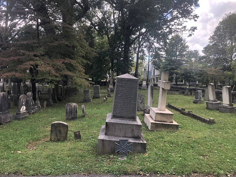 Oak Grove Cemetery - Image 2