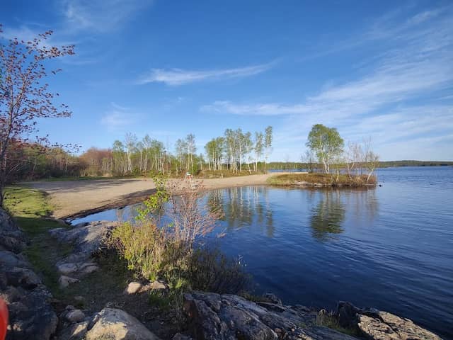 Kalmo Beach - Image 2