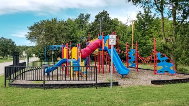 College Hill Park - Image 2