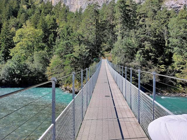 Ryyssboogäbriggä - Hängebrücke über die Reuss - Image 2