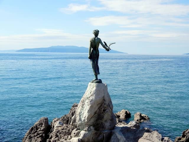 Maiden with the Seagull - Image 1