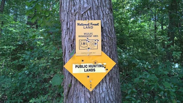 Trail Between the Lakes: West Trailhead - Image 1