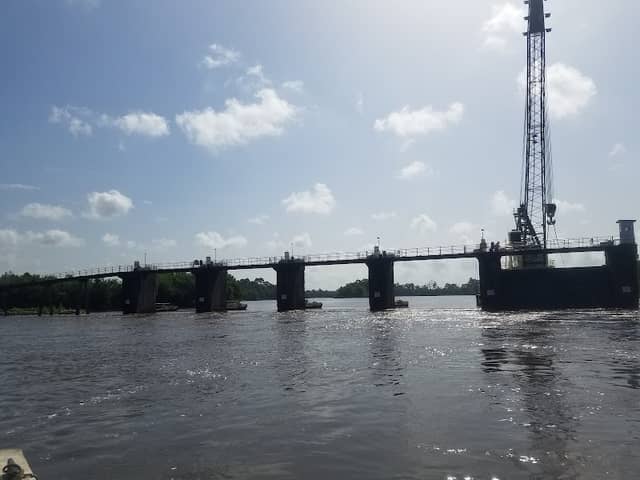 salt water barrier Calcasieu river - Image 2