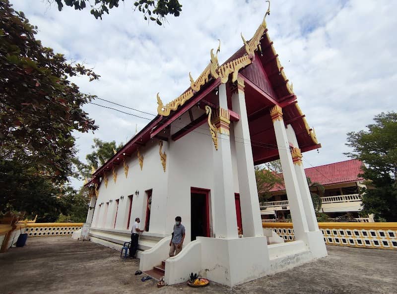 Saphan Temple - Image 1