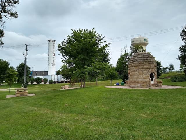 Lilac Park - Image 2
