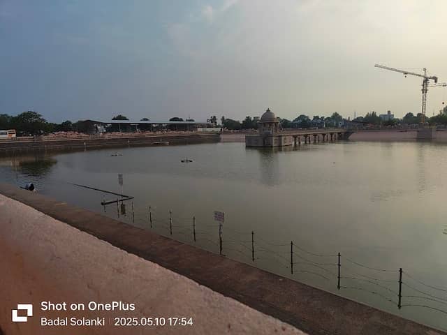 Gomti Ghat Vadtal - Image 1