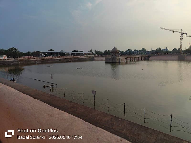 Gomti Ghat Vadtal - Image 1