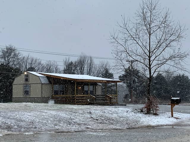 Rivers Edge RV and Stable - Image 2