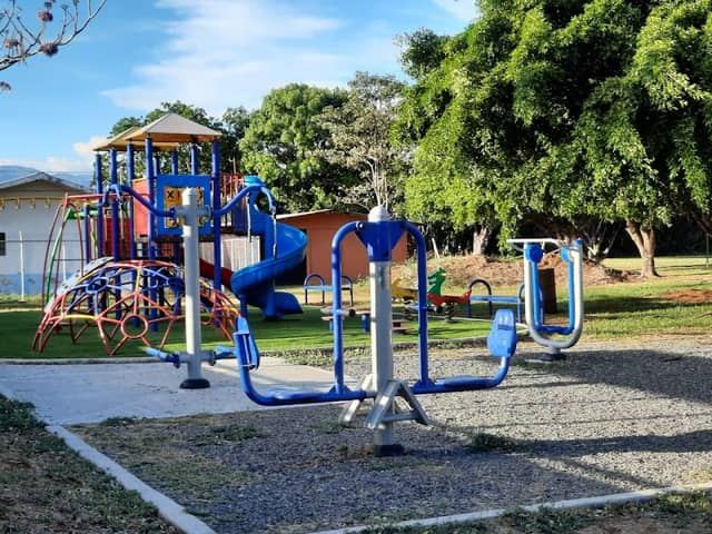 Los Nances Park - Image 1