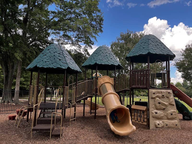 Cogburn Road Park - Image 2